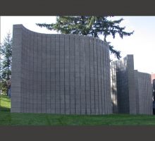 Concrete curved wall